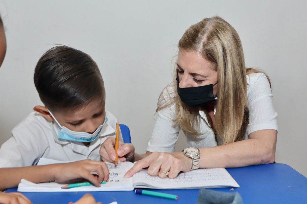 Construye DIF Tampico Moderna Techumbre en CAIC&nbsp;Borreguera