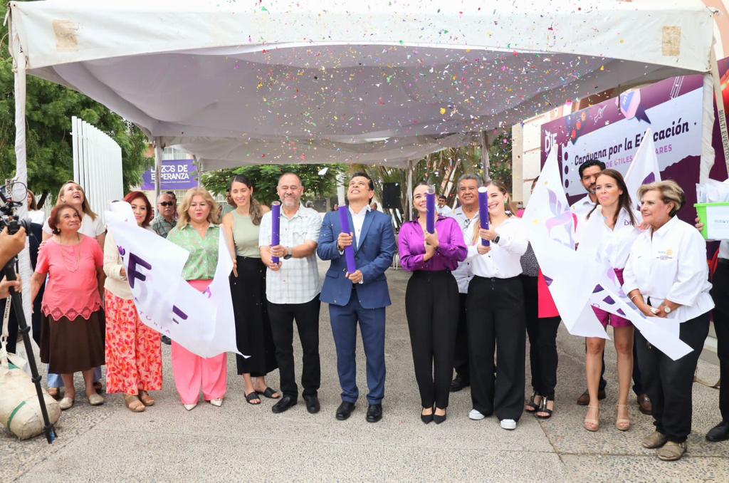 Gran respuesta de la Ciudadania en Caravana Por la&nbsp;educacion.