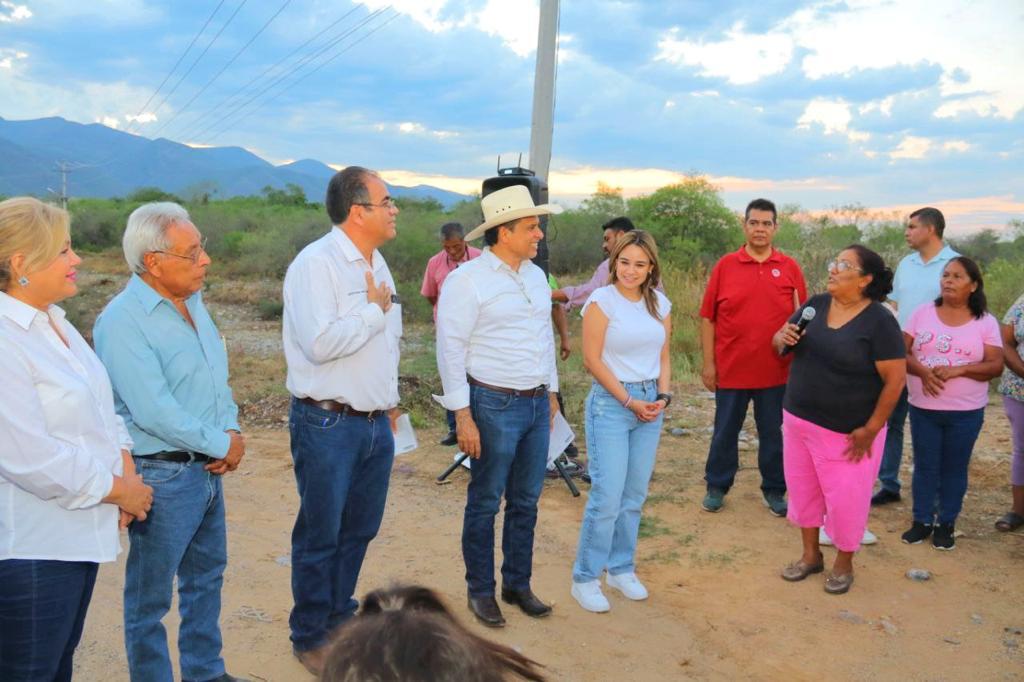 Le cumple alcaldeal ejido La&nbsp;Misión.