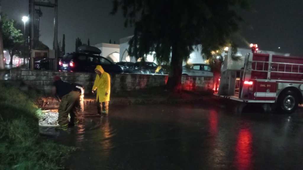 Protección Civil en auxilió a la Ciudadania Victorense por&nbsp;lluvias.