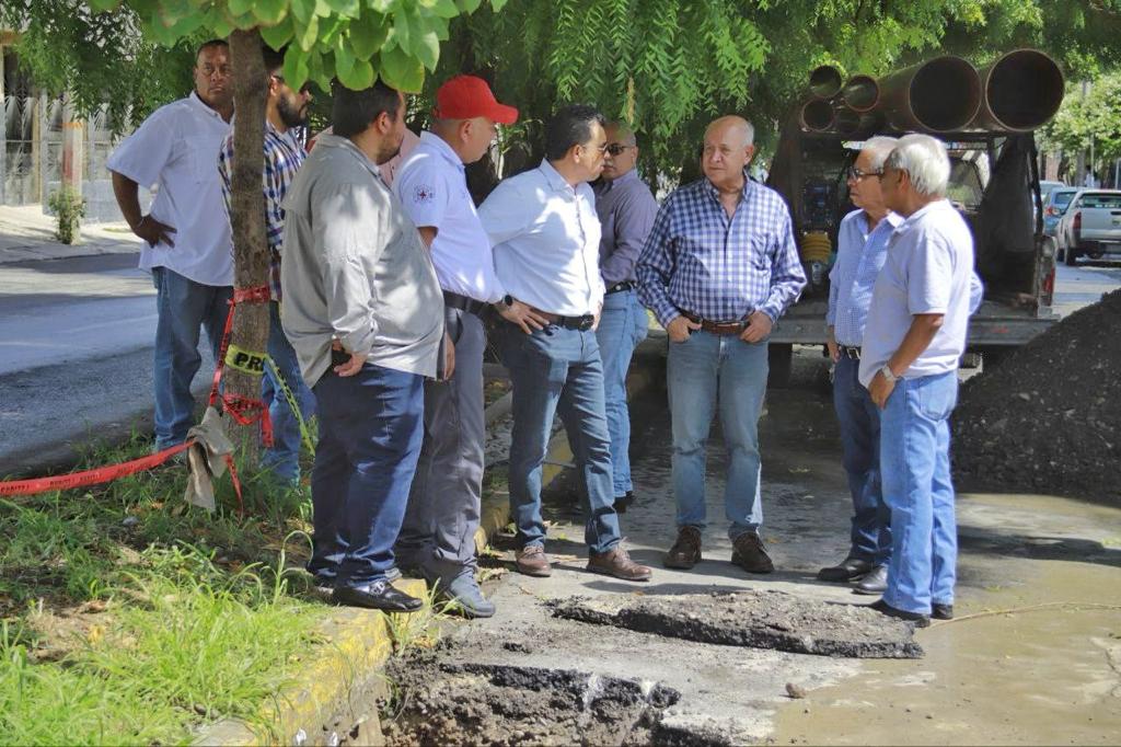 Supervisa alcalde socavónen Calle&nbsp;Michoacán.