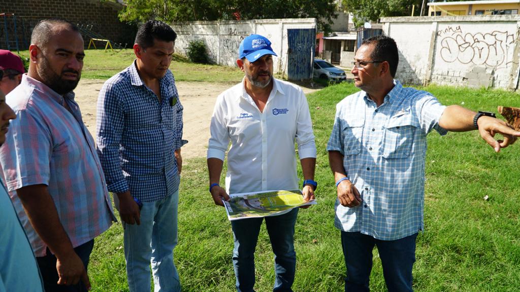 Supervisa Pepe Schekaibán remodelación del parque en la colonia Vista&nbsp;Bella