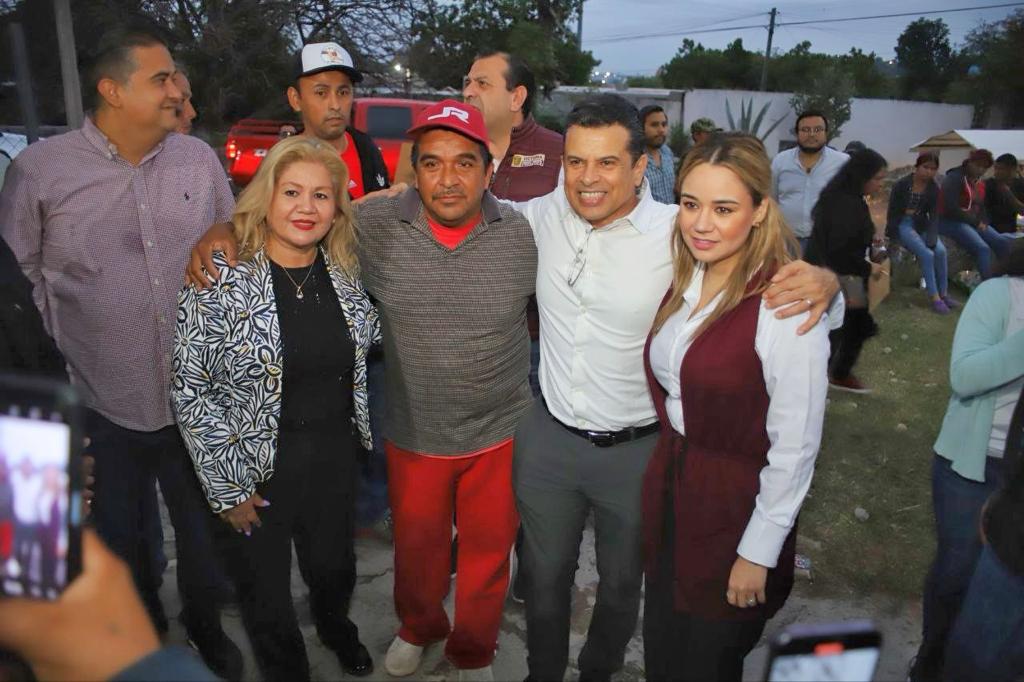 Disfrutan de tarde familiary servicios en la&nbsp;Echeverría.