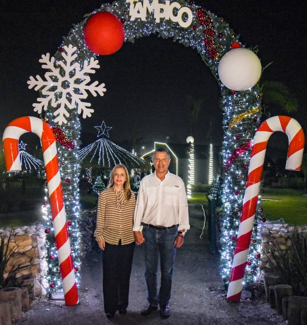 Encienden Chucho Nader y Aída Féres Iluminación Navideña en el Vivero&nbsp;Didáctico