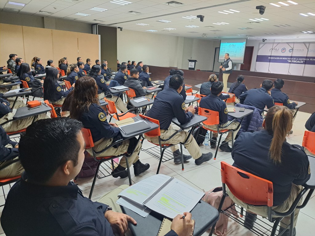 Capacitan a Agentes de Investigación en Técnicas de Recolección de Indicios&nbsp;Biológicos.