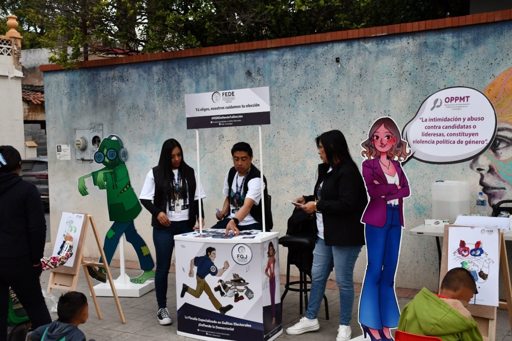 Se inicia programa, «Pintando por la&nbsp;Democracia».