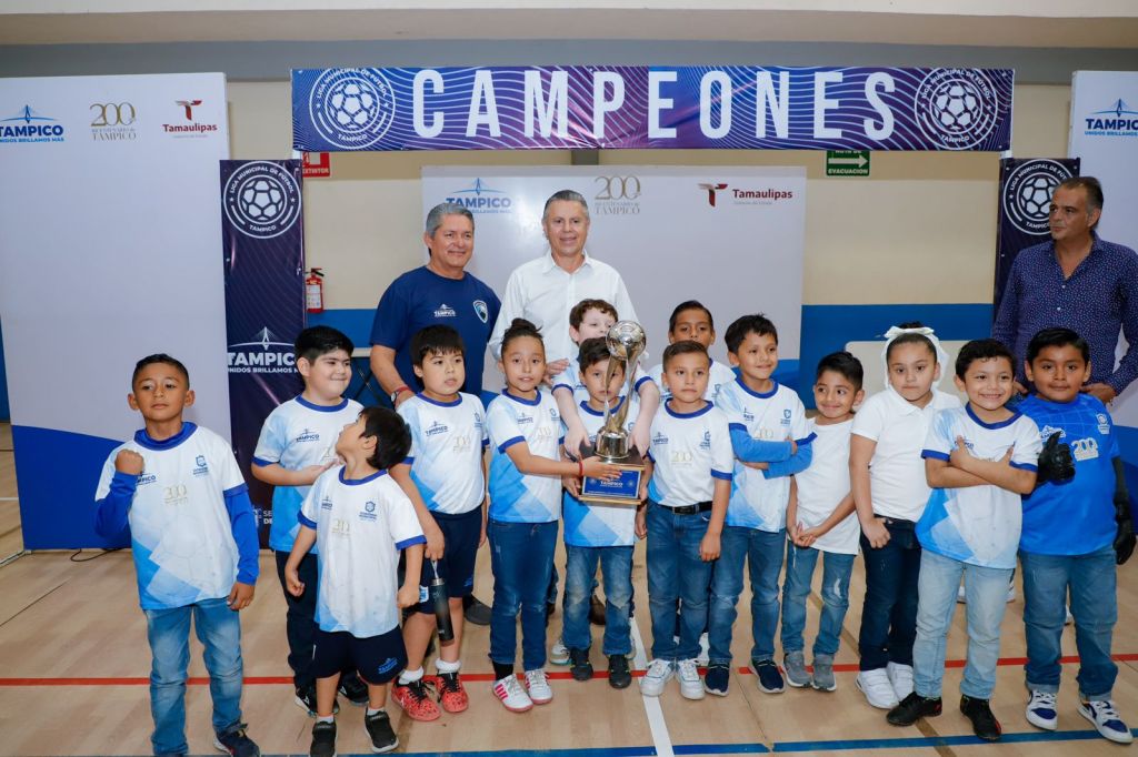 Encabeza Chucho Nader Premiación de la Liga Municipal de&nbsp;Futbol