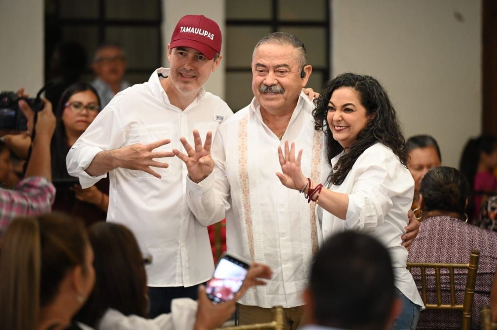 En reunión con militantes y simpatizantes y de la mano de la Dra. Claudia Sheinbuam se quiere seguir haciendo&nbsp;historia.