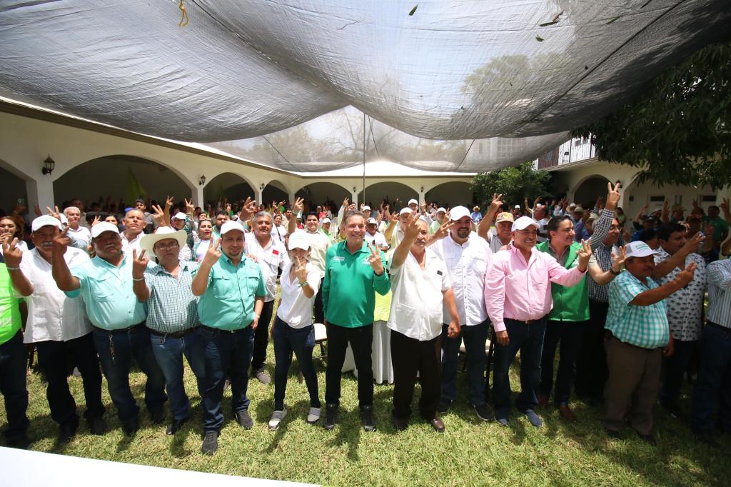 Se compromete “Geño” a impulsar reapertura del Ingenio y modernizar la región&nbsp;cañera