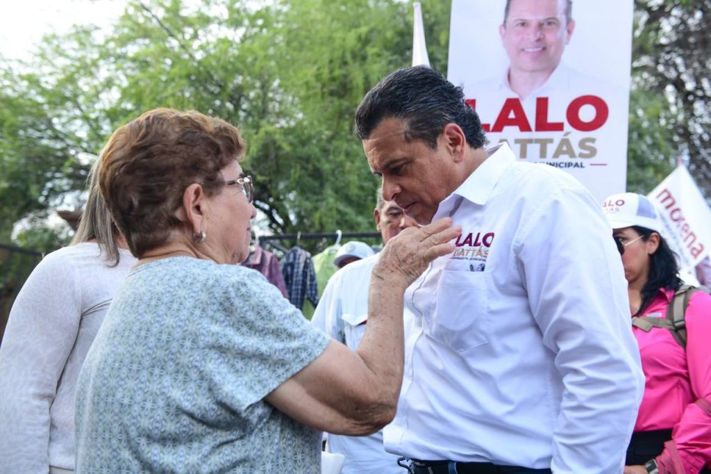 Promete Gattás trabajar para dar certeza jurídica a dueños de predios&nbsp;irregulares.