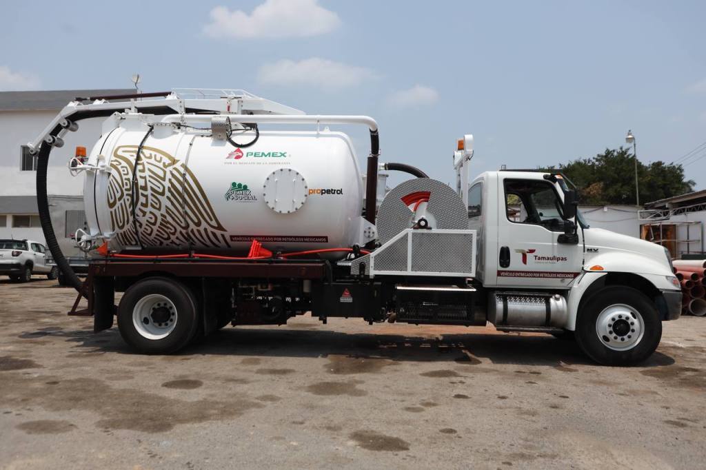 Recibe COMAPA Victoria nuevo camión&nbsp;Vactor.