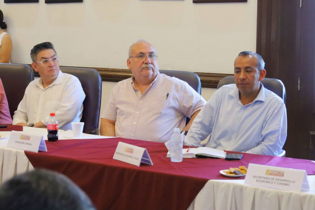 Acuerdan Municipio y áreasde salud hacer frente al dengue, cólera, uso y trato del&nbsp;agua.