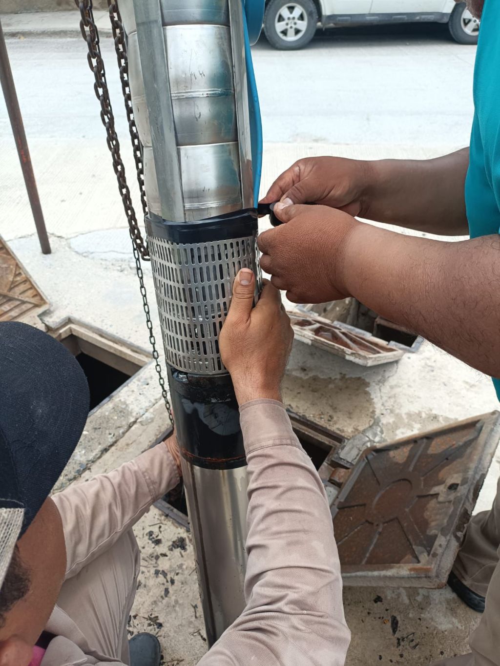 Durante la mañana de hoy, personal electromecánico de COMAPA Victoria extrajo el equipo de&nbsp;bombeo