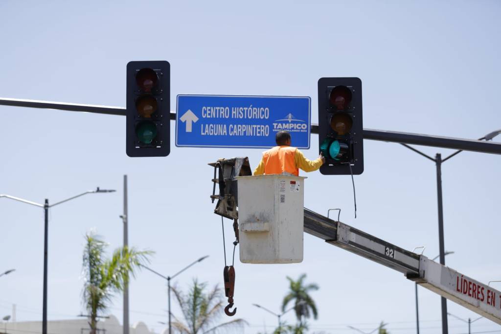 Seguimos modernizando la red de semáforos en Tampico: Chucho&nbsp;Nader