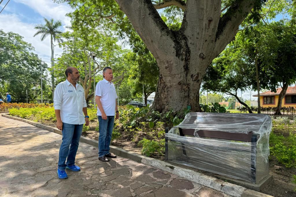 Supervisa Chucho Nader Modernización del Parque&nbsp;Águila