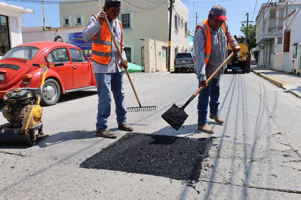Restaura Municipio 270 m2más de bacheo en la&nbsp;ciudad.