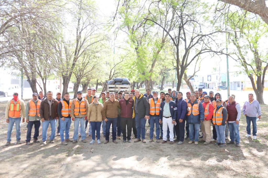 Intensifica Municipio limpieza yalumbrado en parques y&nbsp;jardines.