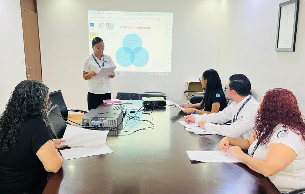 Capacitan a personal en materia de Psicología Forense y Dictaminación&nbsp;Pericial.