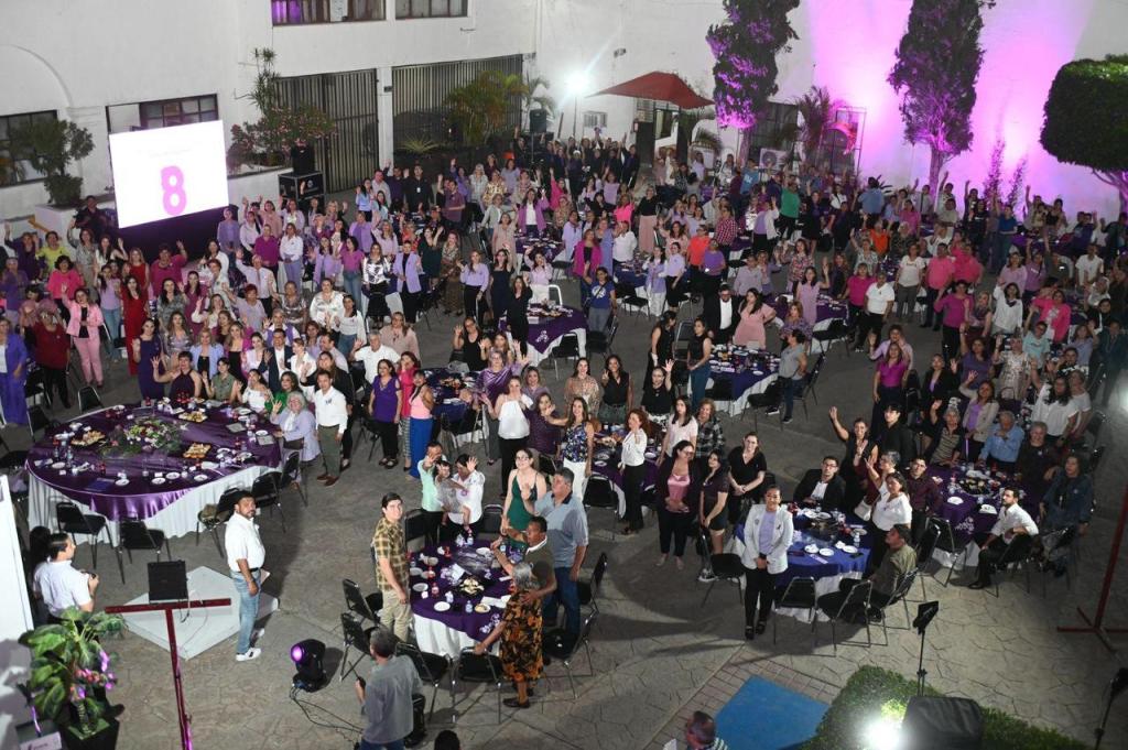 Rinde Ayuntamiento homenaje a cinco mujeres victorenses&nbsp;destacadas.