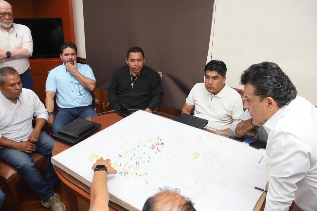 Evalúa Lalo Gattás eficienciade los Servicios&nbsp;Públicos.