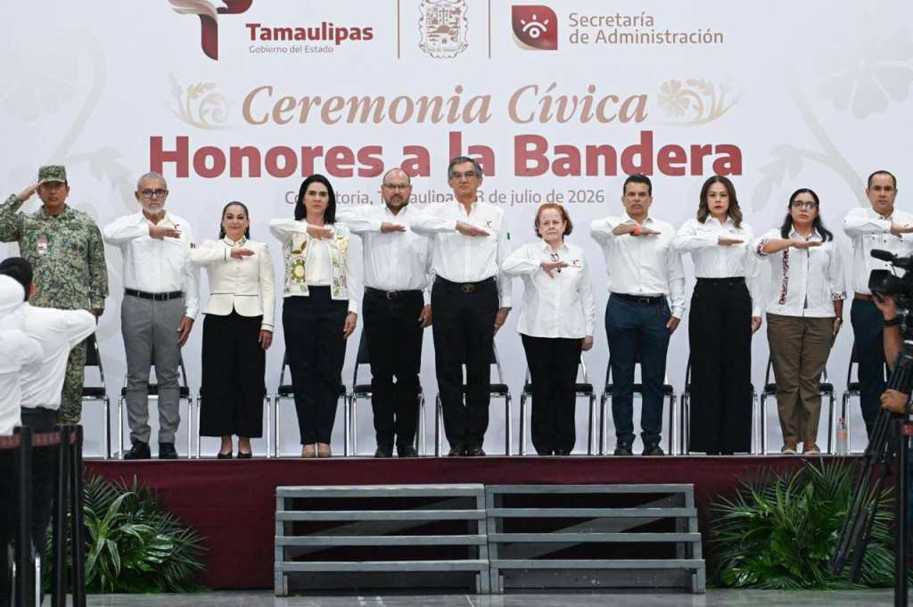 Entrega gobernador Américo nuevo camión recolector a alcalde Lalo&nbsp;Gattás